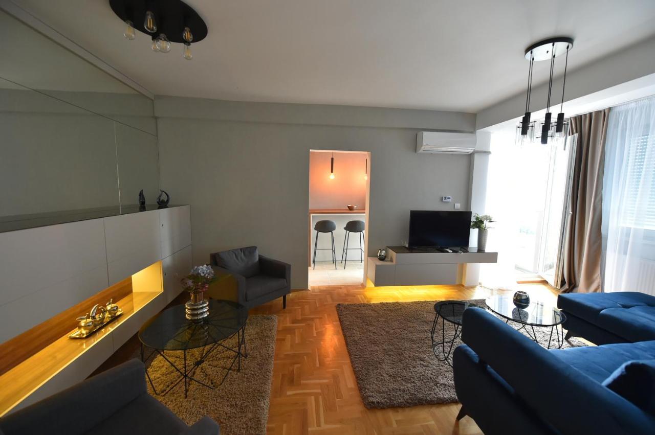Sky Lux Apartman Gornji Milanovac Kültér fotó